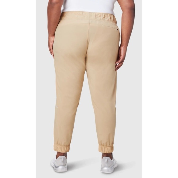 FWD Core Stretch Woven Pant Beige - Picture 2 of 14